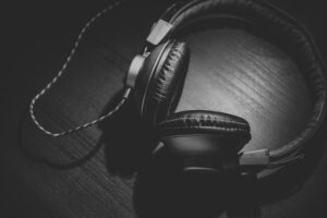 시그니아 독일보청기 오산센터 · 동탄센터 headphones